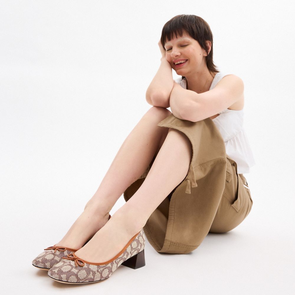 Coach Ava Ballet Pump In Signature Textile Jacquard Marrom | COH865755
