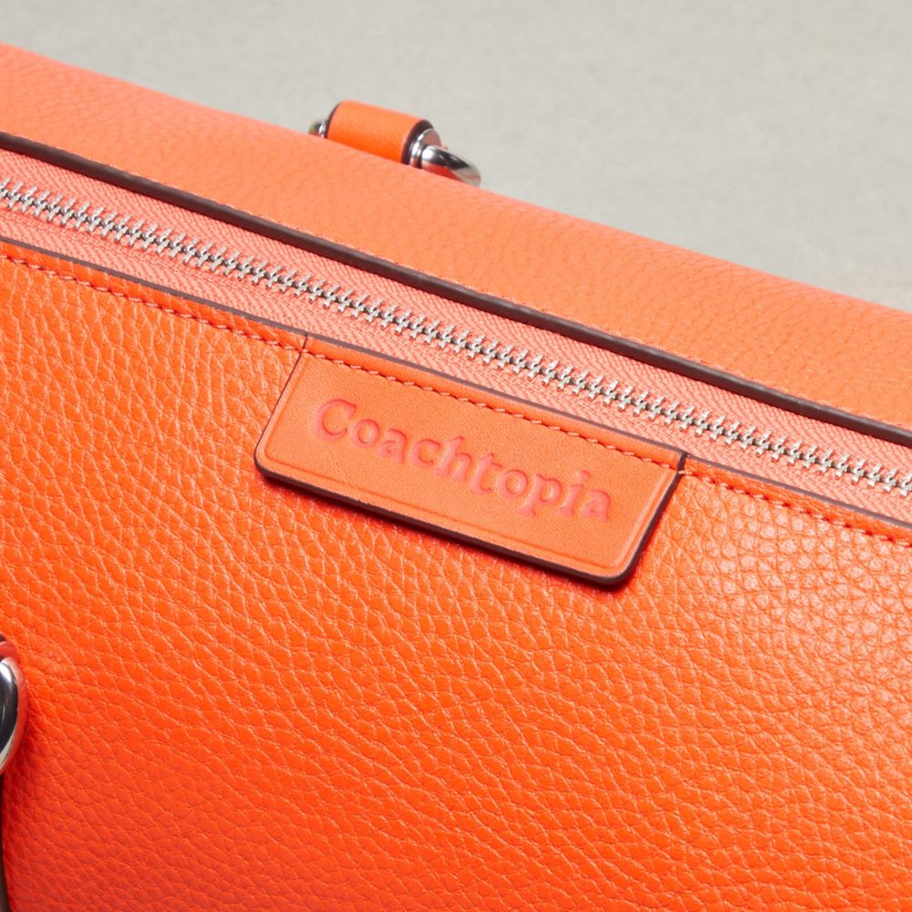 Coach Barrel Bag In Pebbled Coachtopia Leather Laranja | COH864727