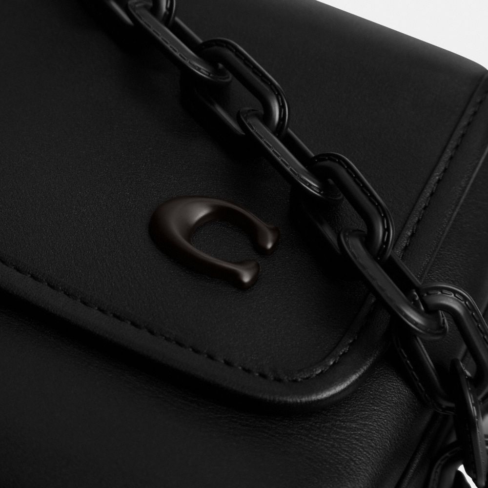 Coach Charter Flap Crossbody 24 Pretas | COH866613