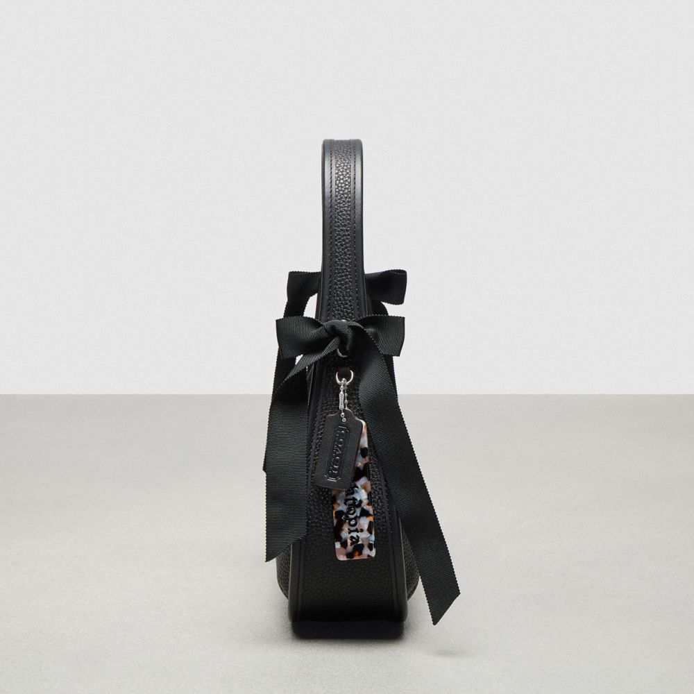 Coach Ergo Bag In Coachtopia Leather: Bows Pretas | COH864854