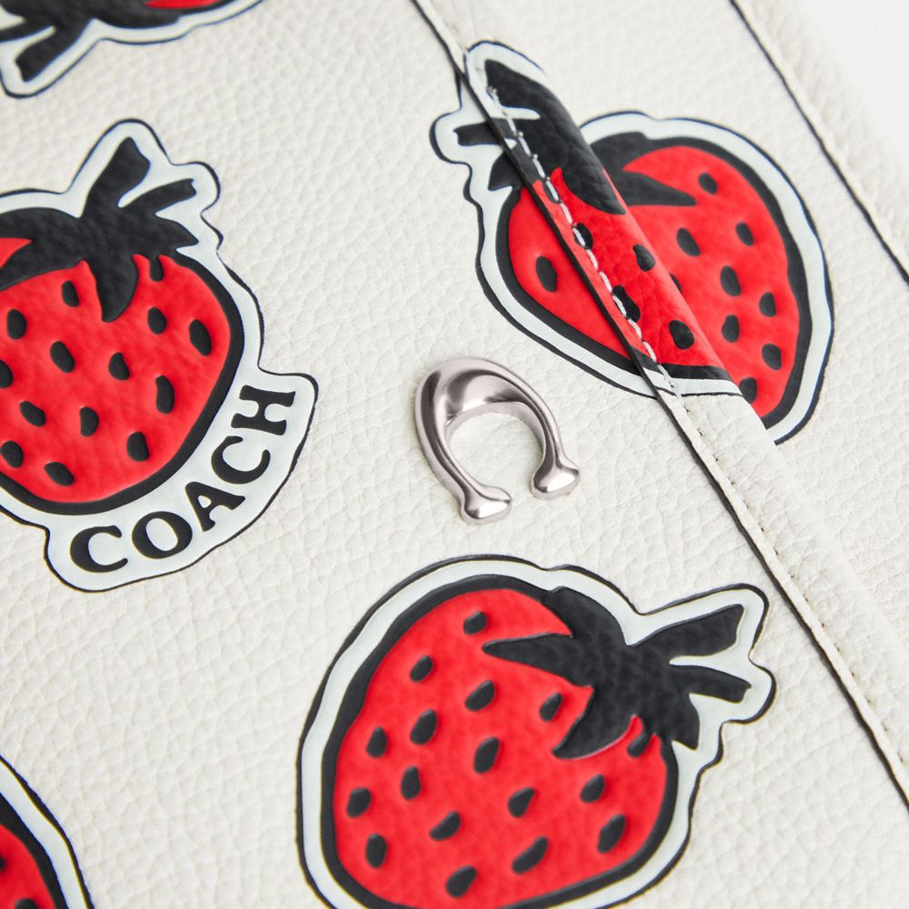 Coach Kitt Messenger Crossbody Bag With Strawberry Print Prateadas Multicoloridas | COH865377