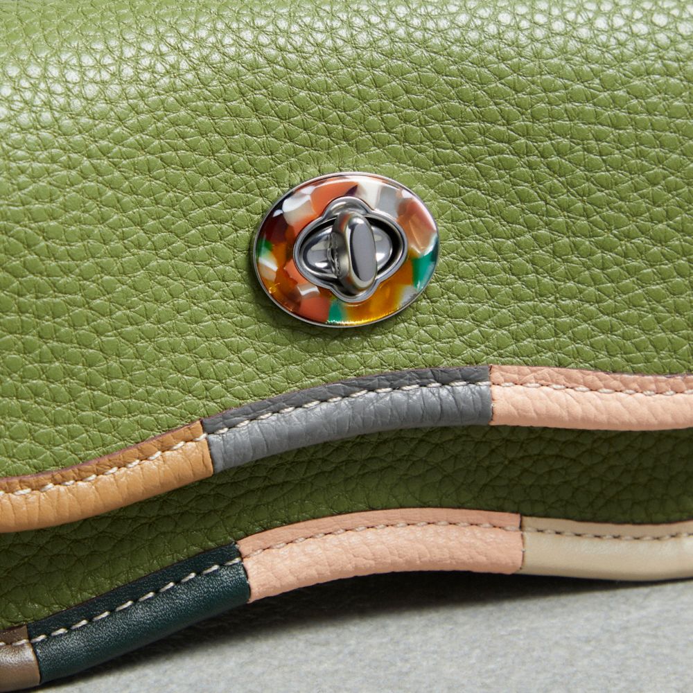 Coach Mini Wavy Dinky Bag With Colorful Binding In Upcrafted Leather Verde Oliva Verdes Multicoloridas | COH865372