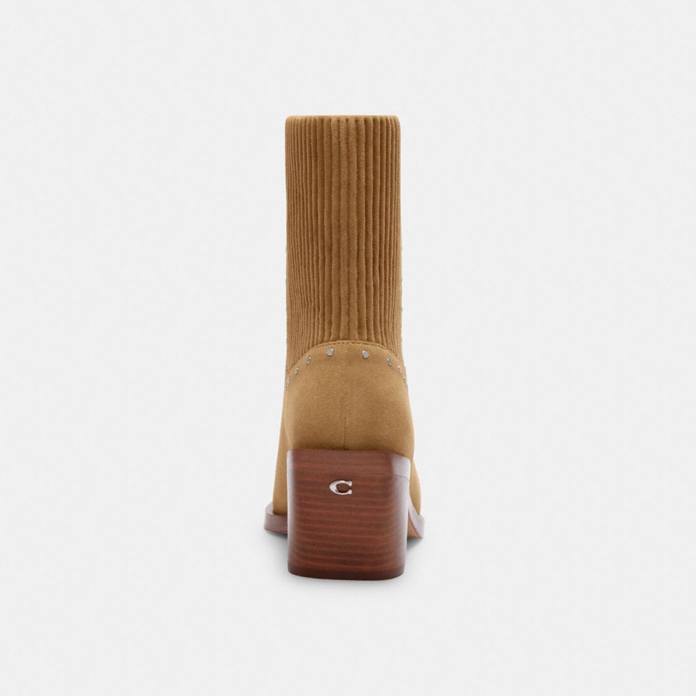 Coach Prestyn Bootie With Rivets Bege | COH865913