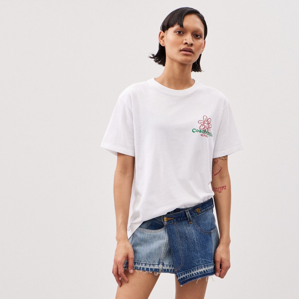 Coach Relaxed T Shirt In 97% Recycled Cotton: Flower Watcher Branco | COH865967