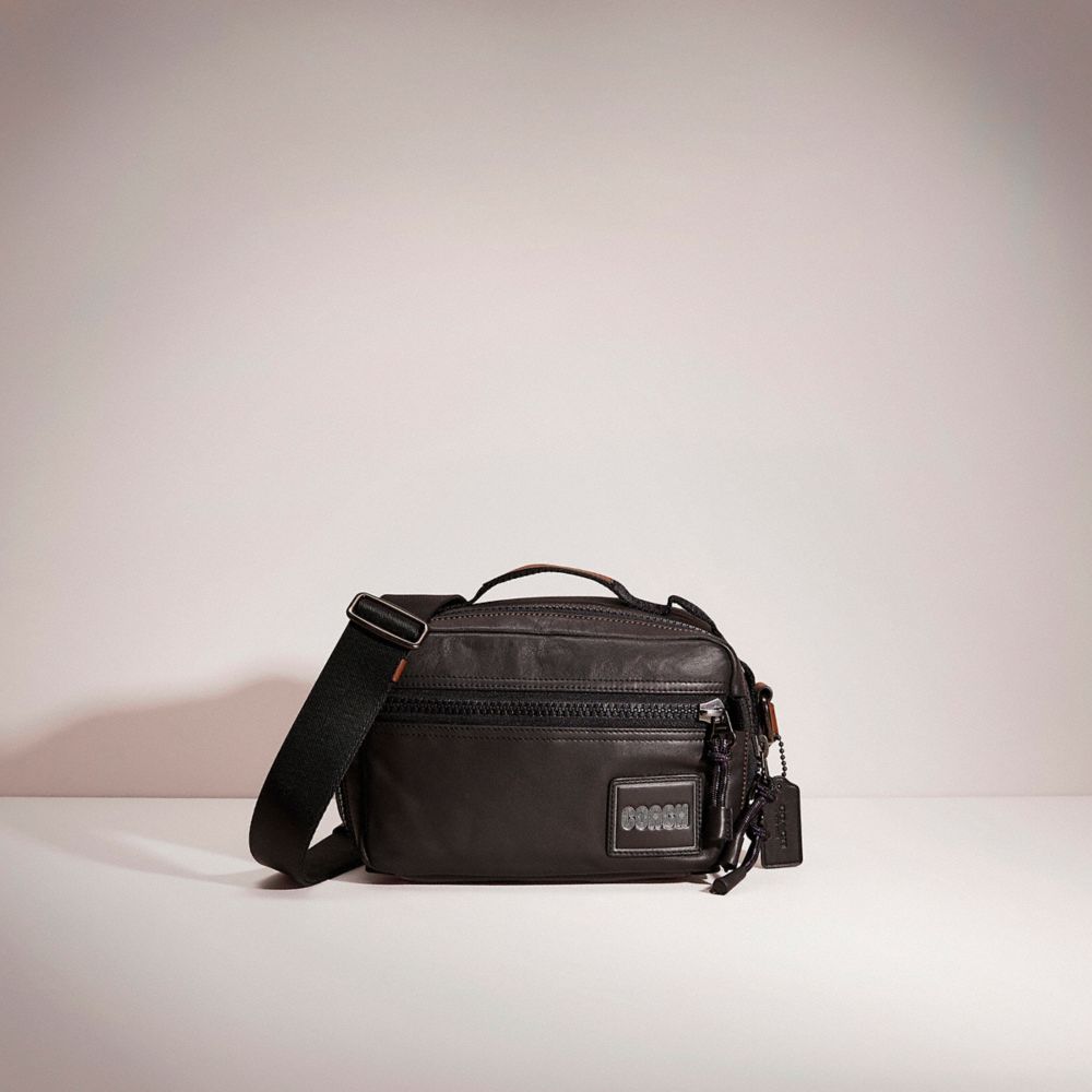 Coach Restored Pacer Top Handle Crossbody With Patch Pretas Cobre Pretas | COH866569