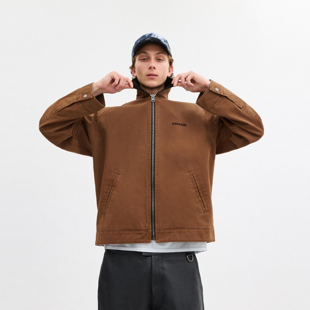 Coach Solid Lightweight Jacket In Regenerative Cotton Marrom | COH866878