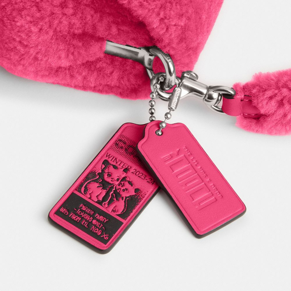 Coach The Lil Nas X Drop Tabby Shoulder Bag 18 In Shearling Prateadas Luz Fucsia | COH864886